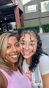 Rose Poindexter's Instagram, Twitter & Facebook