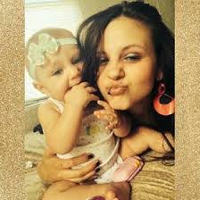 Kayla Hammonds's Instagram, Twitter & Facebook