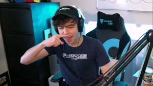 En el video de hoy de cod mobile os muestro mi reacción a la nuke que se sacó ferg jugando contra mi, no estaba segura si. Spark On Instagram Lmfaoao This Had Me Weakkk Ifergyt Iferg Fergto1mill Ferg Codmobile Codmw Gaming Gamer Instagram Vr Goggle Gamer