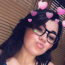 Amber Lassen's Instagram, Twitter & Facebook