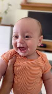 Quando eu parar de postar Antonio, pode ter certeza que foi o dia que ele  me chamou de Tio e eu caí durinho para trás 💙😂