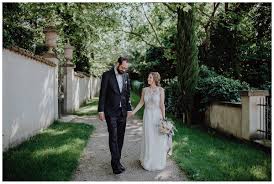 Die pfalz ist die toskana deutschlands. Wunderschone Hochzeit Bei Gebruder Meurer In Der Pfalz Fotos Julia Gil Wedding Photography Blumen Calla Decoration Braut Hochzeit Standesamtliche Trauung