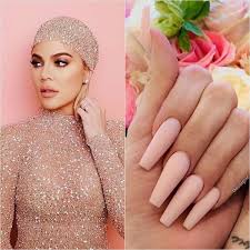 Top Model S Guide In 2020 Celebrity Manicures Kim Kardashian Hair Kardashian Nails