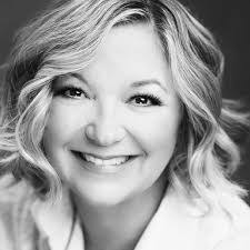 Maryellen Russo's Instagram, Twitter & Facebook