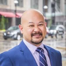 Sean Doss's Instagram, Twitter & Facebook