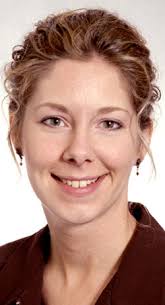 Why is Heather Ferguson smiling like that? (12 photos)