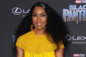 Bassett and her sister d'nette grew up in. Daughter Of A Solo Mom Angela Bassett Celebrates High Standards Esme