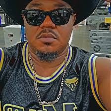 The Ravens will open the season at home vs. the Bengals and then host the  Steelers 4 nights later! FULL 2014 SCHEDULE: www.rvns.co/1mb 137 days until  kickoff! SHARE this if you can't