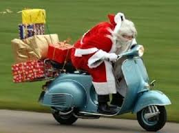 Pin By Ronnie Browning On Tee Hee Funny Santa Pictures Funny Christmas Pictures Funny Christmas Images