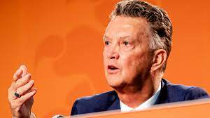 Van gaal kon de vraag in elk geval niet waarderen en verliet de persconferentie. 7pmukfrgod0iem