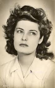 Laf design is feeling blessed at bajor gizi színészmúzeum. Karady Katalin Emleknap Luah