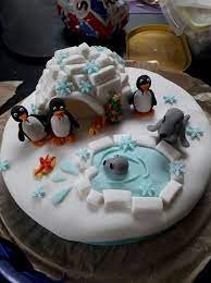 christmas cake seals and penguins christmas cake designs christmas cake decorations christmas cake