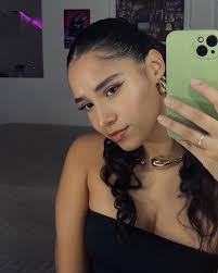 Elisa Bender (@elisaluzb) • Instagram photos and videos