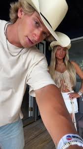 takes 2 @Estelle Lebourgeois #rockthesouth #country #countryboy