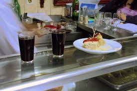 Juega a juegos de restaurante juego de servicios en misjuegos. Bar Wikipedia La Enciclopedia Libre