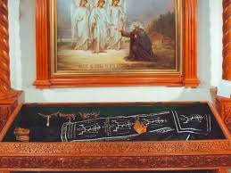 Buna alexandrea1999!sf alexandru se sarbatoreste pe data de 30 august.mai sunt doua luni pana la ziua ta! Acatistul Sfantului Alexandru Din Svir Telegraph