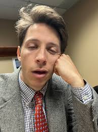 Looking for roommate(s) for Oct move-in