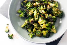 Charred Paprika Broccoli - The Craveable Kitchen