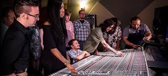 Audio engineering programs with ben runyan. Audio Engineering Schools Mixing A Band