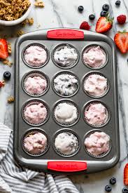 To make homemade strawberry frozen yogurt just add one cup of yogurt, one pound of frozen strawberries and a little honey or maple syrup to your have fun making all of your favorite frozen yogurt flavors by switching up the frozen fruit. Frozen Yogurt Bites 5 Ingredients Plays Well With Butter