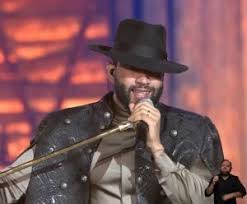 Gusttavo lima lançará um clipe por semana no canal oficial no youtube. Gusttavo Lima Erra Letra De Musica Em Live E Diz Sou Gay Veja Video Manchetepb