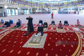 Sebagai sarana tarbiyah peningkatan taqwa, khutbah jumat akan efektif jika temanya mengena. Khutbah Ringkas Di Masjid Negara
