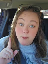 Eeeep! This made my day. I really miss Dean 😍 #booktok #booktoker  #audiobooks #audible #bookrecs #hockeyromance #offcampusseries #briaru  #ellekennedy #garrettgraham #johnlogan #deandilaurentis ...