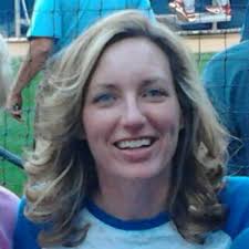 Lori Whalen's Instagram, Twitter & Facebook