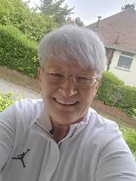 At the beginning of this new week, I wish for you all that this week will  be better and more beautiful than the last. May each of you find the love of