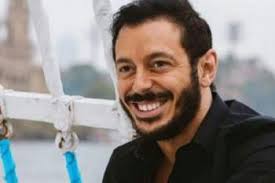 شاهد زوجه الفنان مصطفي شعبان التي كان يخفيها عن الكاميرات واسباب انفصالهم بعد 7 اشهر زواج فقط youtube. Ù…ØµØ·ÙÙ‰ Ø´Ø¹Ø¨Ø§Ù† Ø£Ø¨Ùˆ Ø§Ù„Ø¨Ù†Ø§Øª Ø¥Ø®ØªØ§Ø± Ø§Ù„Ø²ÙˆØ¬Ø© Ø§Ù„Ø±Ø§Ø¨Ø¹Ø© ÙˆØªØ®ØµØµ ÙÙŠ Ø£Ù…Ø±Ø§Ø¶ Ø§Ù„Ù†Ø³Ø§
