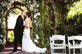 The Gazebo At The Garden Chapel Is The Perfect Setting For An Enchanted Romantic Garden Las Vegas Wedding Flamingo Las Vegas Wedding Venue Flamingo Las Vegas