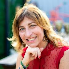 The Unexpected Gift of Trauma: The Path to Posttraumatic Growth : Shiro, Edith,  Osorio, Ana: Amazon.com.au: Books