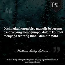 Sepi untukku, rasa sepi tersedia dengan rasa yang hadir dengan sementara. Kumpulan Puisi Putus Cinta 500 Contoh Puisi Bergambar