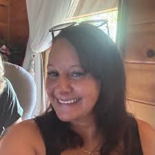 I cant be no Correctional Officer, imma fall in love wit an inmate 😂😩