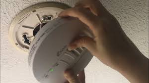 Why is my carbon monoxide detector beeping? 7th Year Replacing Kidde Hardwire Carbon Monoxide Detector Alarm Interconnectable Model Kn Cob Ic Youtube