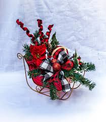 Santa Sleigh Christmas Centerpiece Red And Black Check Etsy In 2020 Christmas Centerpieces Christmas Table Decorations Christmas Sleigh Decorations