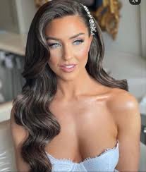 Who can achieve this wedding hair style in Toronto?