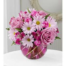 The Giftblooms Radiant Blooms Bouquet Blossoms With Sweet Appreciation And Gratitude To Delight Your Sp Flower Delivery Flower Arrangements Anniversary Flowers