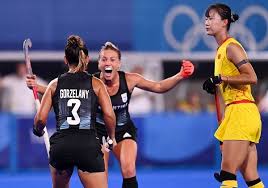 Las leonas superaron a india, se aseguraron una medalla y jugarán la final de los juegos olímpicos por tercera vez en la historia con dos goles de córner corto de noel barrionuevo, la. Las Leonas Vencieron A China Y Clasificaron A Cuartos De Final