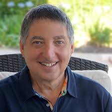 Sara Reber's Instagram, Twitter & Facebook