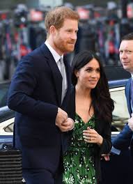 Hinter den palastmauern soll wegen dieser anschuldigungen noch immer großer aufruhr herrschen. Prinz Harry Und Meghan Markle Besonderes Hochzeitsgeschenk Aus Ihrer Heimat Prinz Harry Kronprinzessin Victoria Besondere Hochzeitsgeschenke