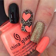 Uñas acrílicas echas completamente con acrílico negro sin encapsular diseño extremadamente elegante. 12 Disenos De Unas Acrilicas Impresionantes Cuales Son Tus Preferidas Soy Moda