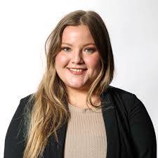 Ashley Honn's Instagram, Twitter & Facebook