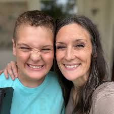 100 Best Motherhood Podcasts You Must Follow in 2025