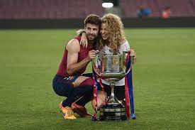 Browse 20,137 gerard pique stock photos and images available, or start a new search to explore more stock. Vrouw Barcelona Ster Pique Betaalt Vermogen Aan Spaanse Belastingdienst Sportnieuws