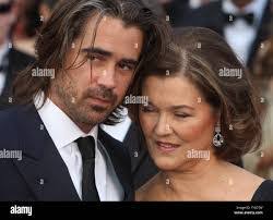 Rita Farrell's Instagram, Twitter & Facebook