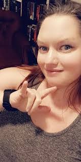 Sherry Iversen's Instagram, Twitter & Facebook