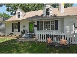 9023 Holly Street Kansas City Mo 64114 Mls 1999647 Home Kansas City Find Homes For Sale