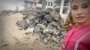 FULL STEAM AHEAD AT THE ENTRANCE NORTH, Checked out The Entrance North this  afternoon — and there’s been more rock delivered and further work underway 