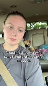 Kara Weaver (@hi_itskara)